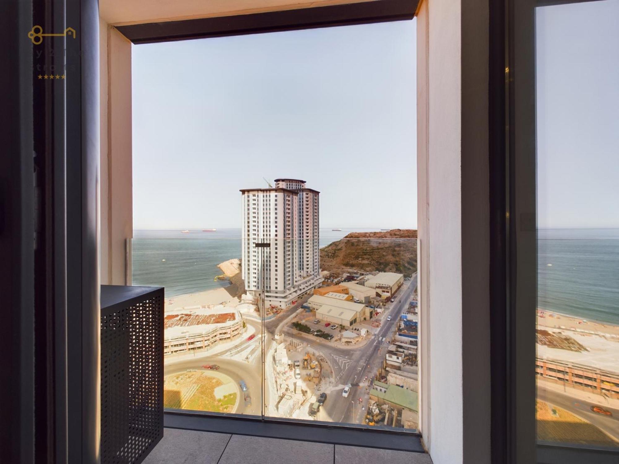 Luxury Sunrise Beach And Oceanview Room With Balcony Gibraltár Kültér fotó